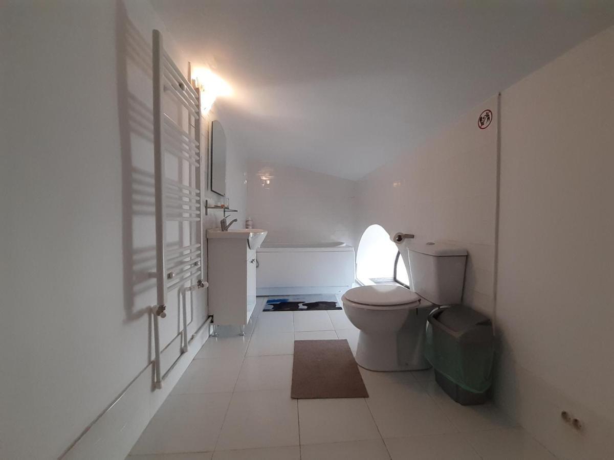 Apartamento Copou Holding House Iasi Exterior foto