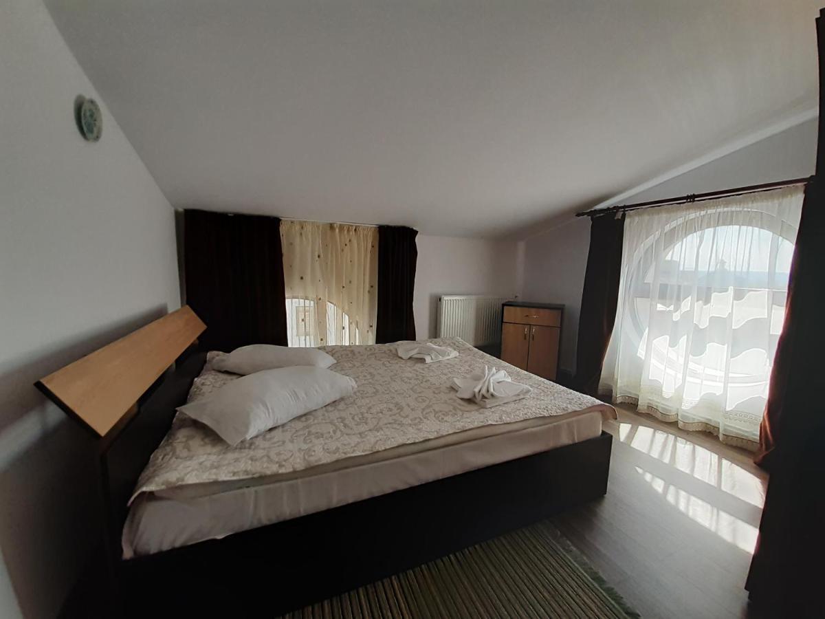 Apartamento Copou Holding House Iasi Exterior foto