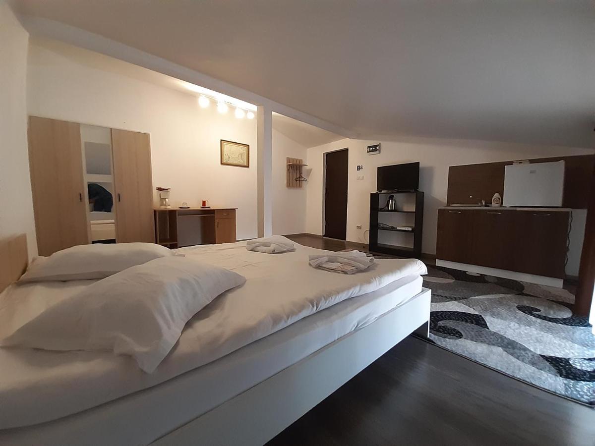 Apartamento Copou Holding House Iasi Exterior foto